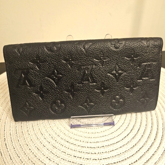 Louis Vuitton Monogram Empreinte Sarah Wallet – Noir (Black) - Picture 9 of 11